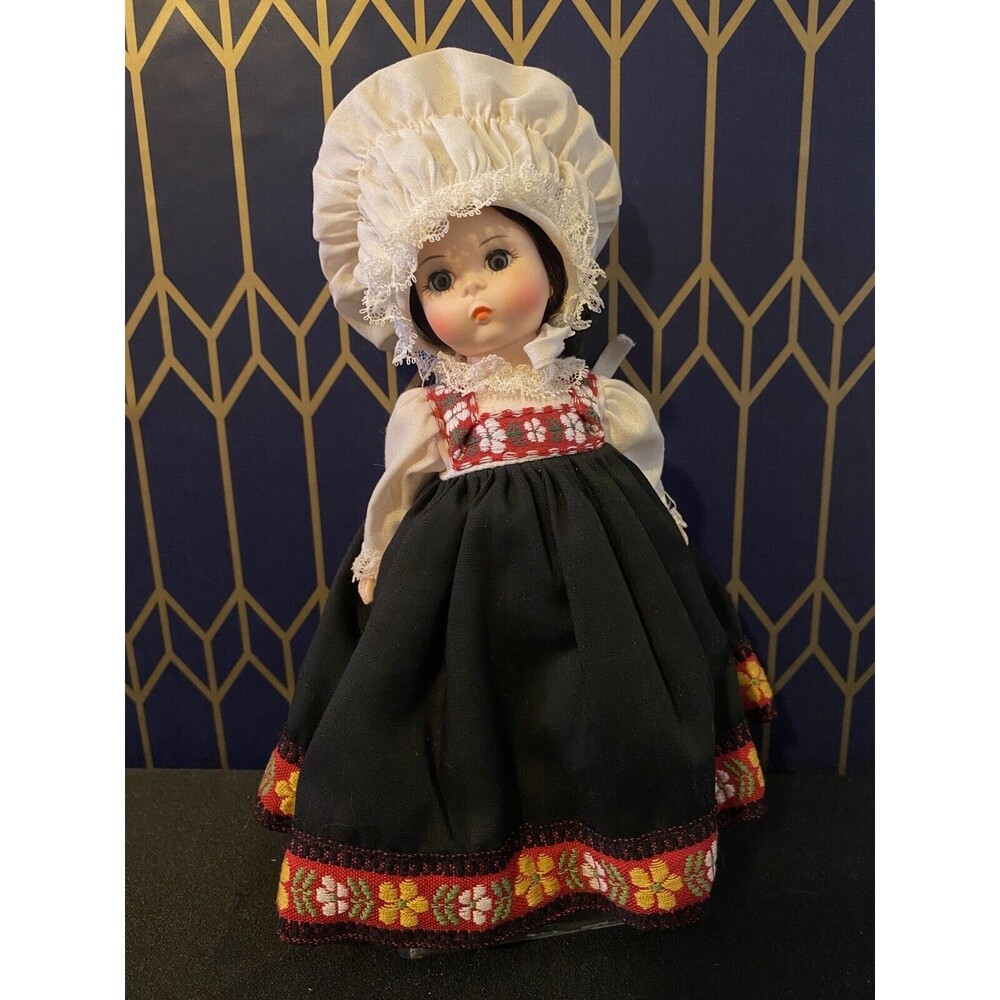 Madame Alexander’s 9” Norway Doll [Item 431]